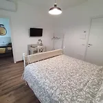 Lora Giusta Penzion Como