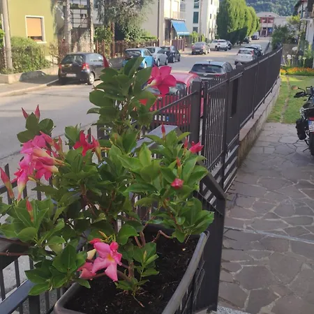 Lora Giusta Como
