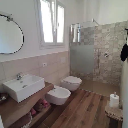 Guest house Lora Giusta 3*